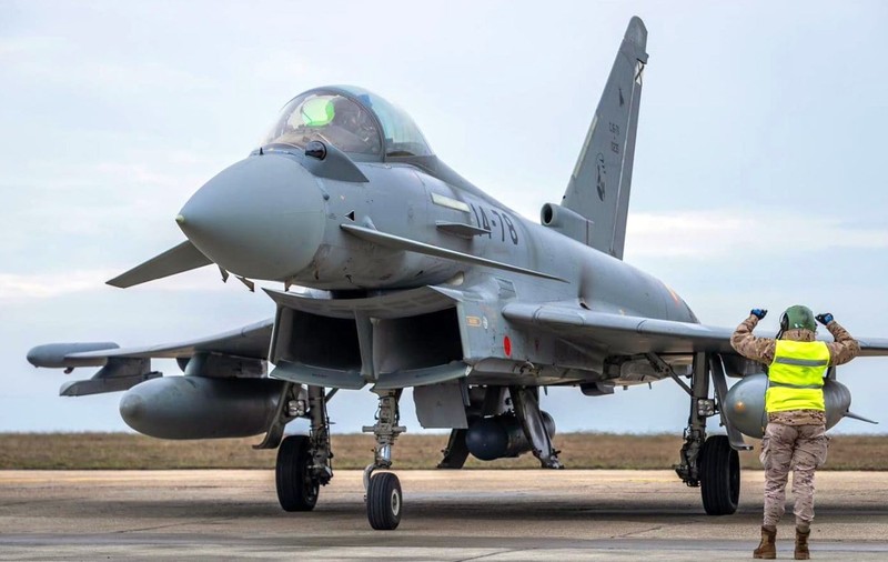 MApN explică de ce avioanele Eurofighter nu au doborât drona rusească Geran-2 cu explozibil căzută în Galați, deși piloții au primit permisiunea