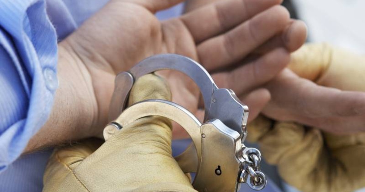 preda încătușarea polițiștilor de la ”Circulație”