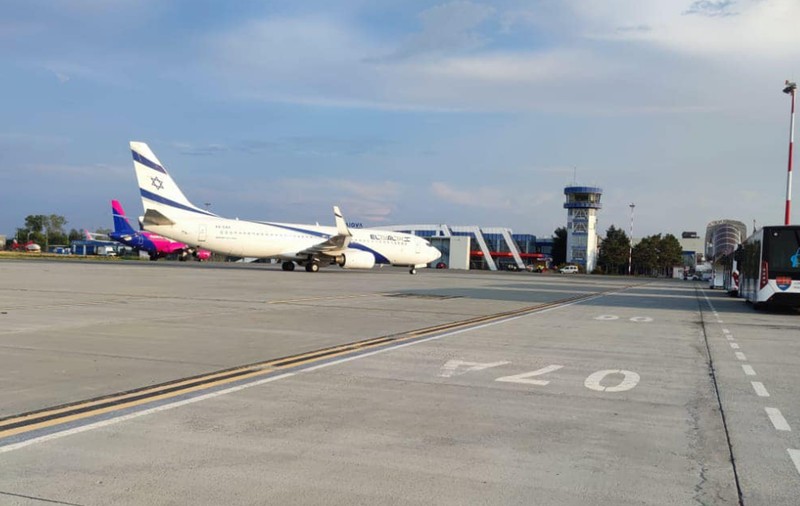 Aeroportul Craiova va avea un nou parc fotovoltaic. Proiect de peste 15 milioane de lei