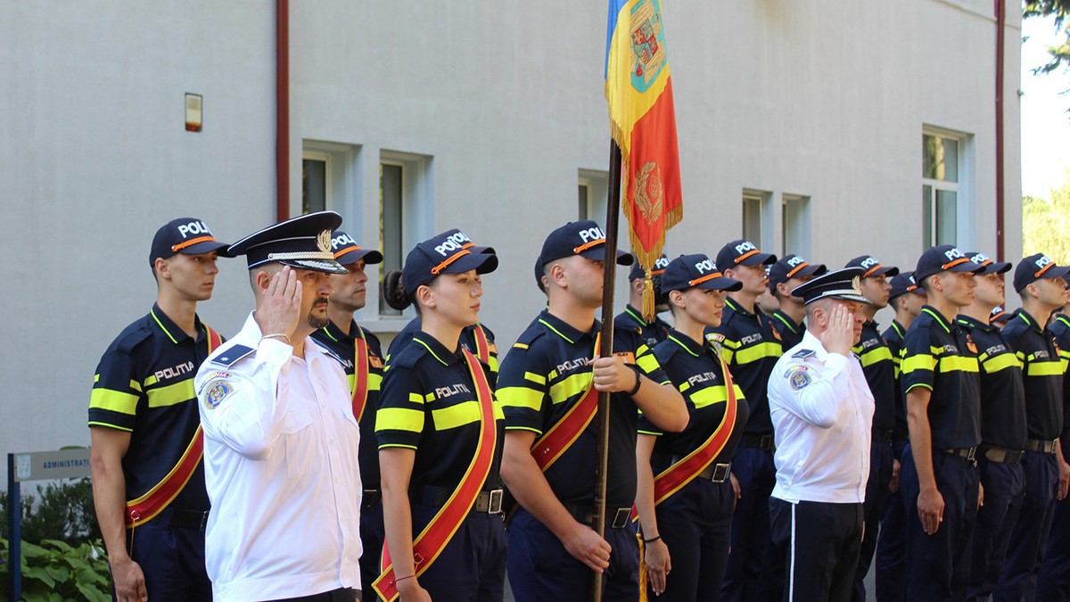elevi la scoala de politie