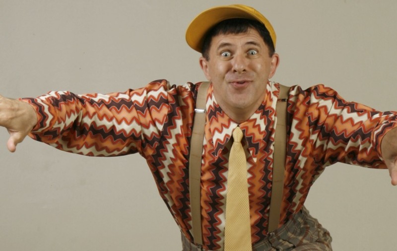 Doru Octavian Dumitru: "La noi, valoarea înseamnă maşină tare, gagică tare şi bani"