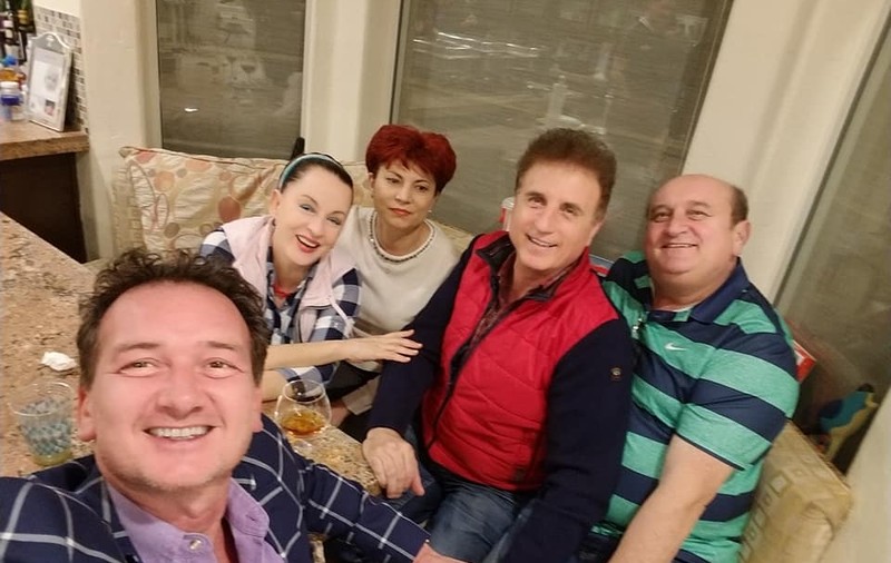 EXCLUSIV/Artiști români blocați pe aeroportul londonez Heathrow din cauza condițiilor meteo!