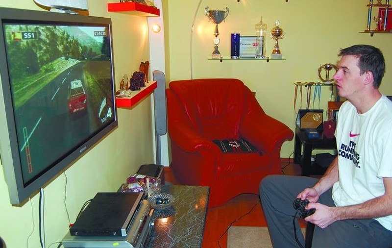 «Struţul», pe Playstation