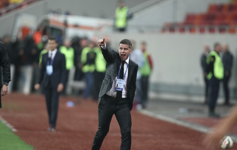 Viitorul s-a desprins la 6 puncte de Steaua. Stoican: ”Am întâlnit viitoarea campioană”. Hagi: ”Poate plec”!
