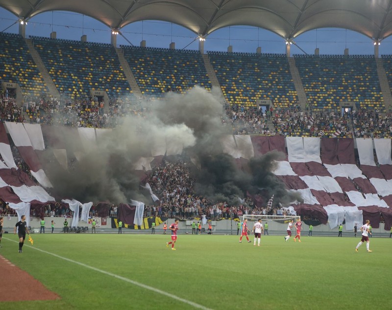 Derby-ul CSA Steaua - Academia Rapid a luat foc. Războiul bannerelor. Toate imaginile de pe Arena Națională