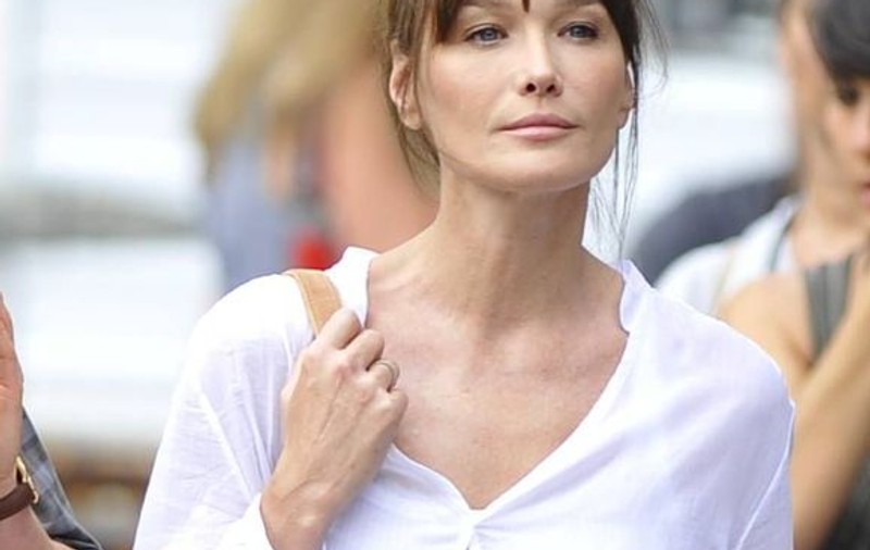 Carla Bruni va juca în serialul poliţist CSI
