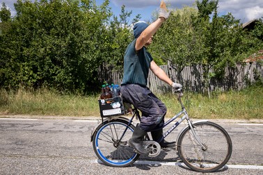 Circuitul apei în Poiana Lacului: din izvor, pe bicicletă, spre casă