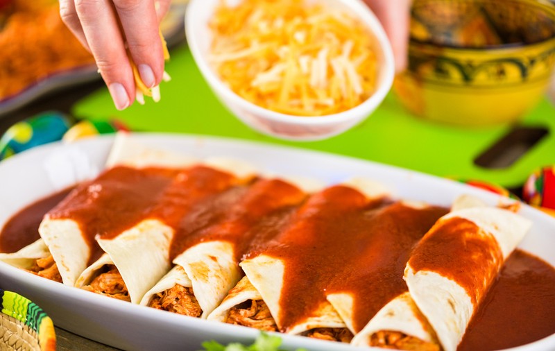 Ce este sosul enchilada și cum se prepară