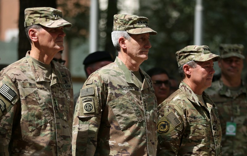 Vaccinarea anti-COVID va deveni obligatorie pentru militarii americani