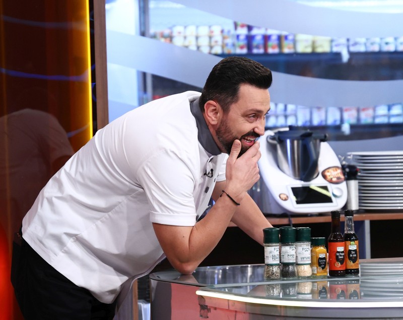 „Chefi la cuțite”, 18 mai 2026. Întrecere dificilă înainte de semifinală. Tensiunile cresc la Antena 1