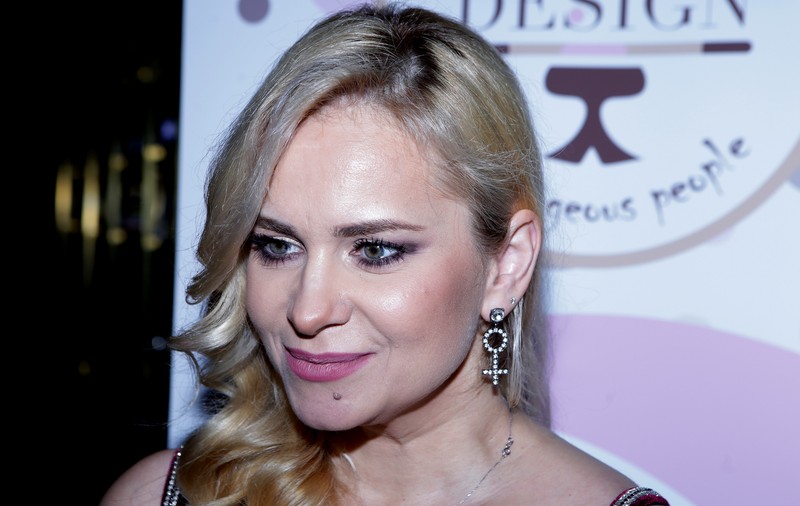 VIDEO EXCLUSIV/Paula Chirilă își numără prietenii pe degetele de la mână. „Facebook-ul crează iluzii și prietenii false”