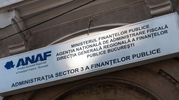 Sigla ANAF de pe clădirea instituției. Foto: Hepta