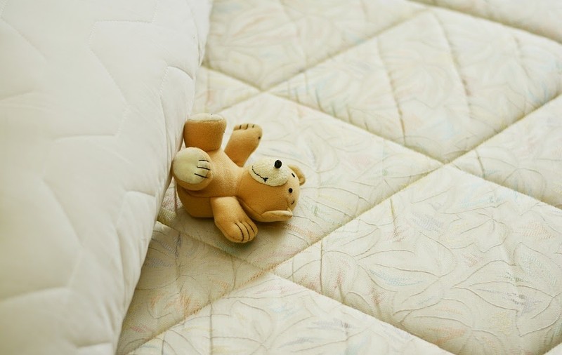(Publicitate) Avantajele şi beneficiile unei saltele memory foam