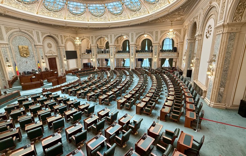 PNL a cerut suspendarea ședinței din Parlament din cauza prezenței abuzive a partidului pe lista Guvernului Veștea
