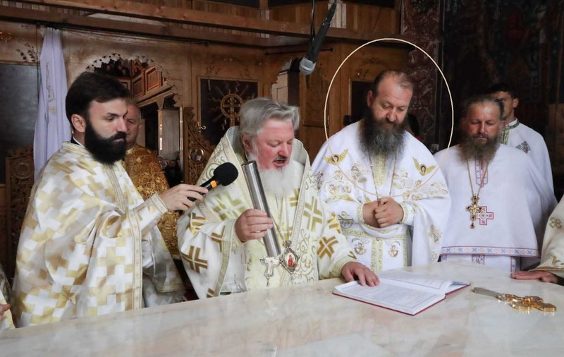 Starețul Mănăstirii Sf. Ioan Botezătorul din Ruscova, nevăzut timp de două luni de enoriași, s-a căsătorit. „Am aflat de pe rețelele de socializare. E o anchetă în curs”