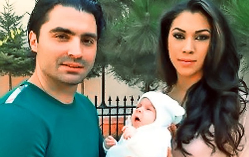 Maria, fetiţa lui Pepe, a făcut prima reclamă la doar două luni!