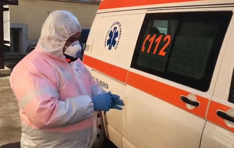 Epidemia de coronavirus. O universitate din Arad vrea suspendarea cursurilor timp de 14 zile, de teama cazurilor de coronavirus din Italia