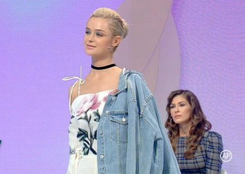 Isabela de la "Bravo, ai stil", a devilat ]n faá juriului ]ntr-o salobeta alpa, transparenta