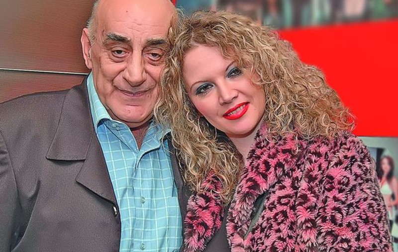 Îşi ascunde Viorel Lis banii de nevastă? | Oana: «Am aflat de la voi că a câştigat la păcănele»