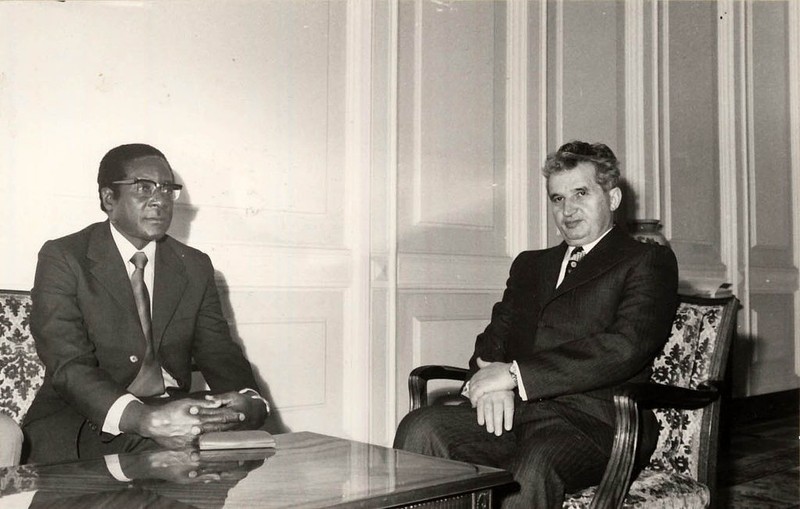 Robert Mugabe și Nicolae Ceaușescu
