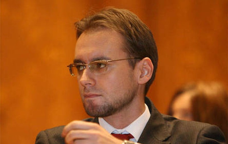 TUDOR CHIUARIU a fost PUS SUB ACUZARE în dosarul retrocedărilor ilegale!