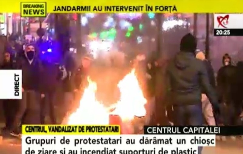 VIOLENŢE, VANDALISM, HAOS în Bucureşti, în a treia zi de proteste! LIVE REPORT