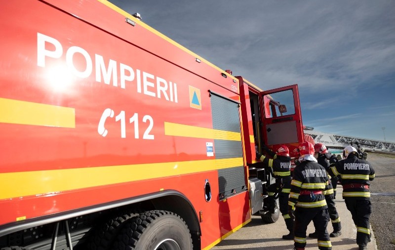 Pericol de explozie la o stație de carburanți din Cluj-Napoca. Au intervenit pompierii