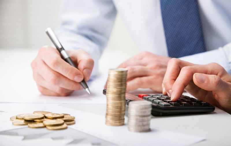 Previziuni pesimiste pentru economia din România. Comisia Europeană: Scădere economică de 6% pentru 2020 și deficit de 9,2% din PIB
