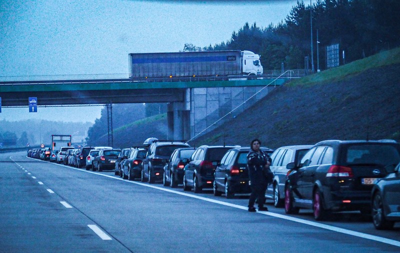 Polonia ar putea extrăda bărbații ucraineni apți, care au fugit de război. Autoritățile extrădează deja călăuzele