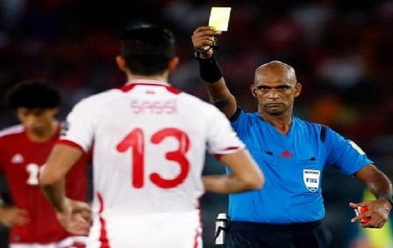 Arbitrul care a ajutat Guineea Ecuatorială, suspendat 6 luni de Confederația Africană