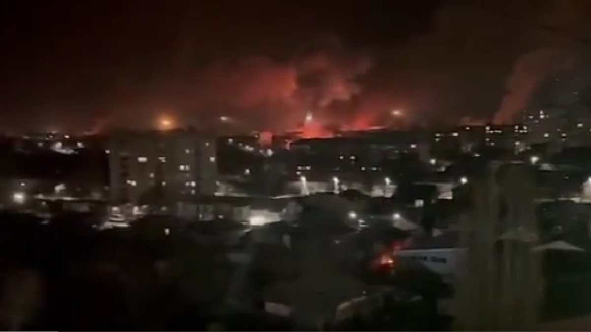Cel puțin 30 de explolzii s-au auzit în orașul ucrainean Kropîvnîțkîi Captură X