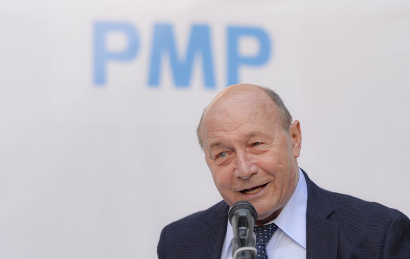 Lista candidaților la alegerile locale care au colaborat cu Securitatea. Cap de afiș: Traian Băsescu