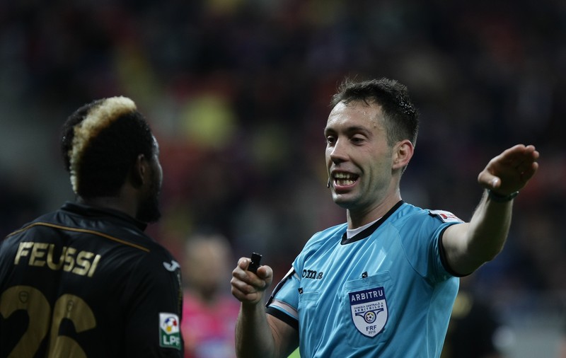 Arbitrul care a nenorocit-o pe Dinamo la Târgu Mureș, pe lista FIFA! Și Colțescu fusese ”pedepsit” cu o deplasare la Euro