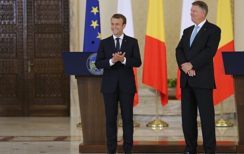 Vizita preşedintelui Franţei în România. Emmanuel Macron a spus că vrea reformarea spațiului Schengen și sprijină integrarea României
