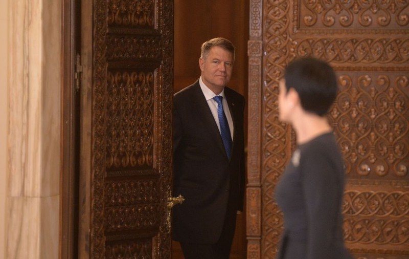Președintele Iohannis, mesaj de la Palatul Cotroceni, după scandalul plângerii penale: ”România va continua să aibă un stat de drept funcţional”