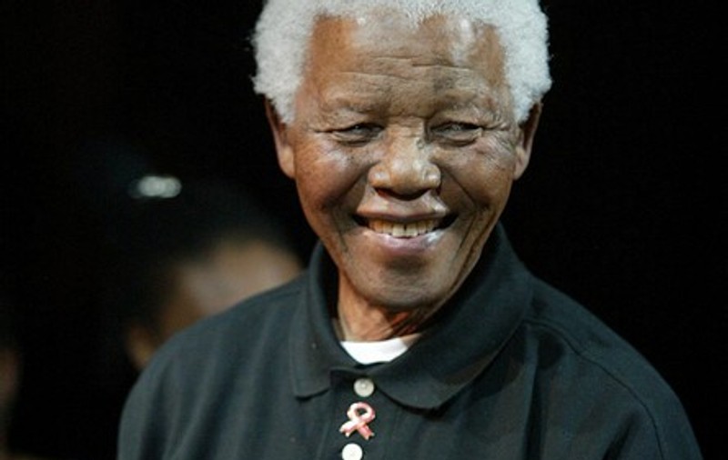 Nelson Mandela a fost externat! Va primi îngrijiri medicale la domiciliu