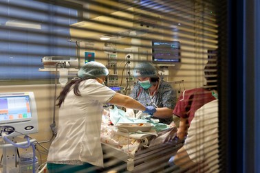 Imagini de la Spitalul Marie Curie | Arhiva foto „Inima Copiilor”