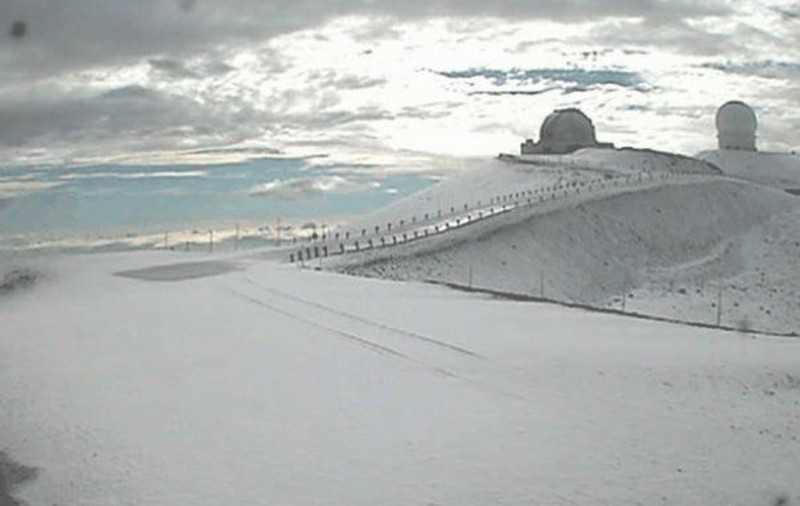 Fenomene meteo rare, în SUA. A nins în Hawaii şi Las Vegas, iar valurile din Pacific au depășit recordul de înălțime