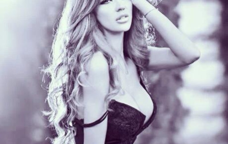 Bianca Drăguşanu, ÎN VACANŢĂ LA MARE înainte de DIVORŢ!