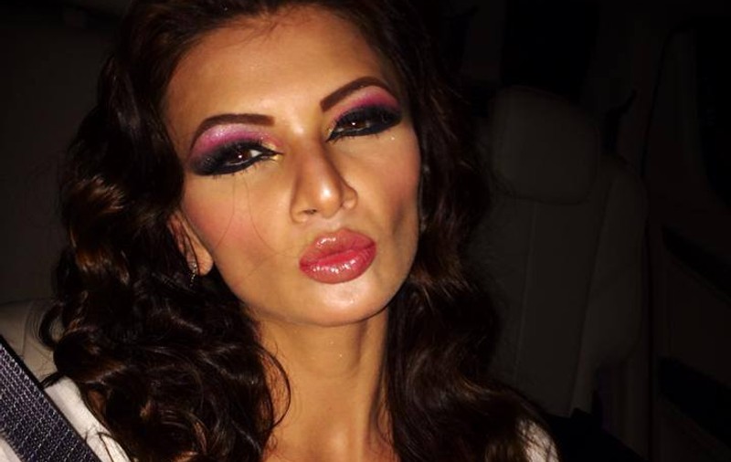 Ramona Gabor şi CORVOADA DE DUPĂ FIECARE ŞEDINŢĂ FOTO! Uite ce a mărturisit