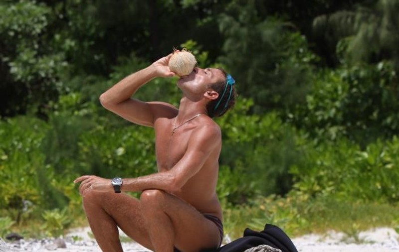 Radu Mazăre a păţit-o în vacanţă! A fost abandonat în jungla din Honduras!