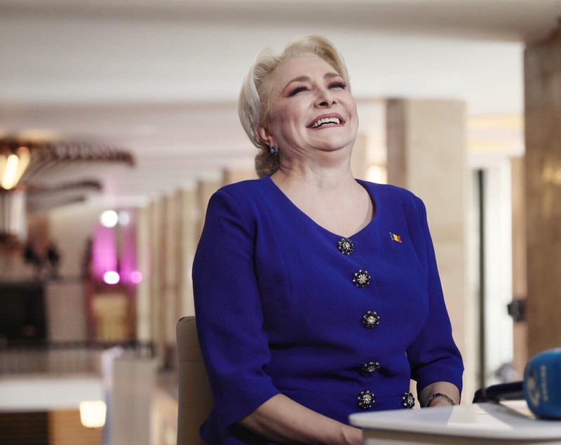 Portret de candidat. Cine este Viorica Dăncilă: Prima femeie politician care a ajuns premierul României, şefa social-democraților și prezidenţiabila PSD