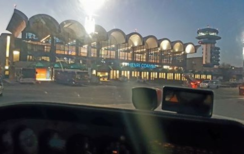 Mihai Mărgineanu, uitat în avion de controlorii de trafic