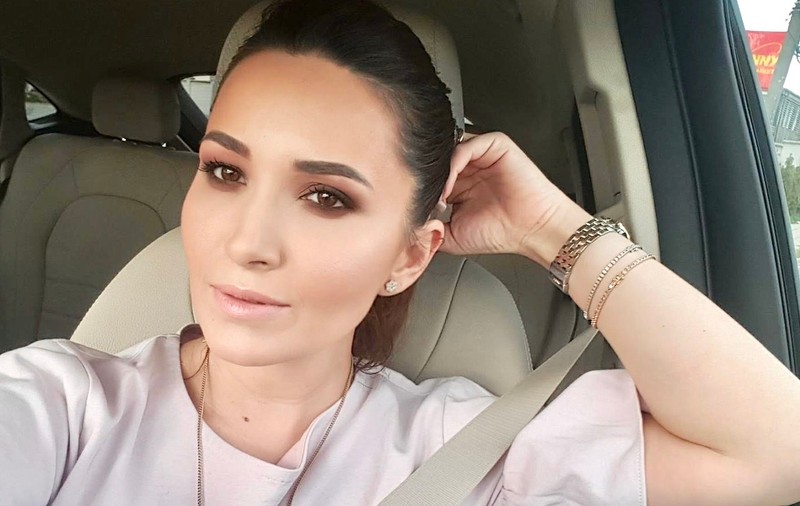 Ela Crăciun a vorbit despre accidentul de mașină în care a fost implicată. „ A intrat o altă mașină în mine și m-a aruncat într-un stâlp”