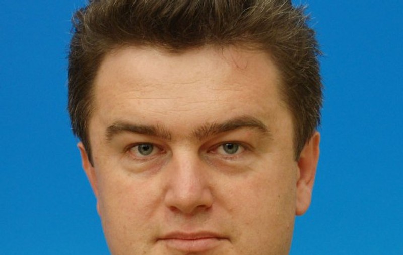 Deputatul Ioan Cătălin Nechifor i-a cerut lui Boc să-i comunice data alegerilor. Iată ce i s-a răspuns!