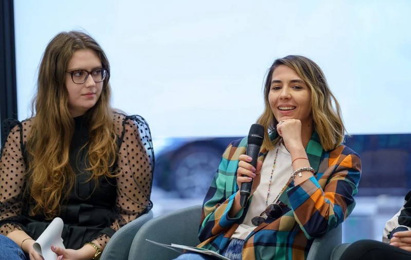 Trei ponturi de inteligență financiară de la Flavia Andrei, antreprenoare: fă-ți un plan cu obiective clare, învață tendințele, investește