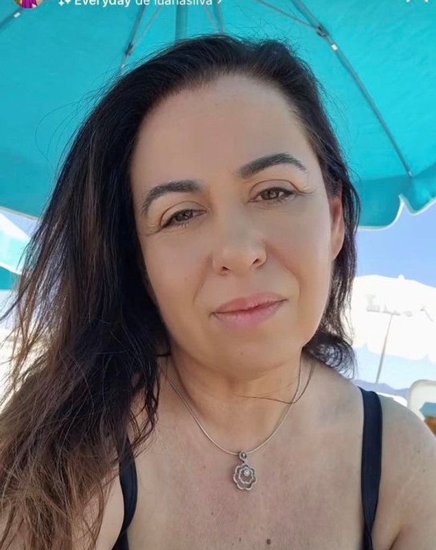Oana Roman a început vacanța cu stângul. Ce a pățit pe plaja din Cannes: „Plin de parveniți needucați”