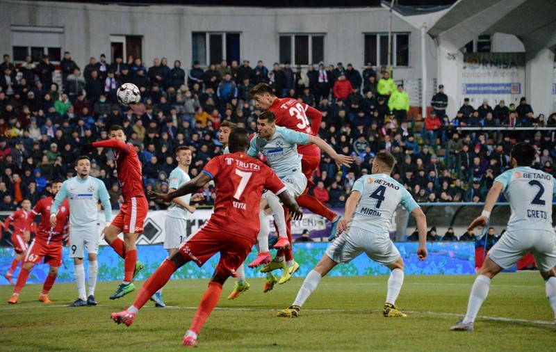 Liga 1 s-ar putea suspenda din cauza coronavirusului. Oficial LPF: „Da, studiem această variantă”