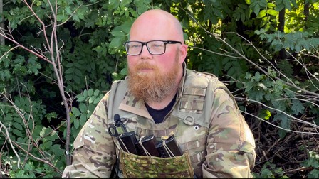 Matthew spune că încă nu și-a văzut adversarul în ochi, pericolul principal fiind reprezentat de proiectilele inamice
