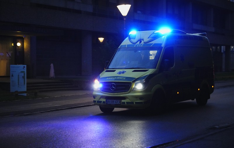 O mamă și soțul ei, arestați în Danemarca sub acuzația că și-au maltratat bebelușul de o lună